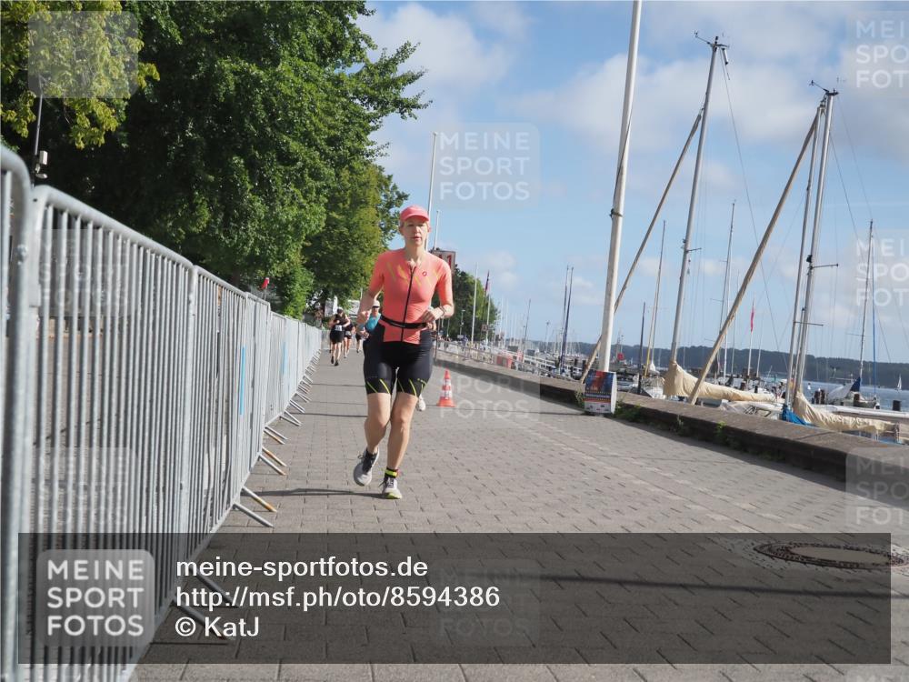 17.08.2025 - KN Förde Triathlon 2025 KatJ http://msf.ph/oto/8594386 17.08.2025 10:22:39 Laufen 141, 216, 225 meine-sportfotos.de