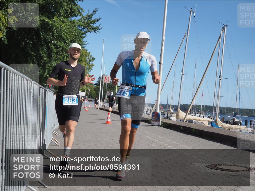 17.08.2025 - KN Förde Triathlon 2025 KatJ http://msf.ph/oto/8594391 17.08.2025 11:39:42 Laufen 275, 283 meine-sportfotos.de