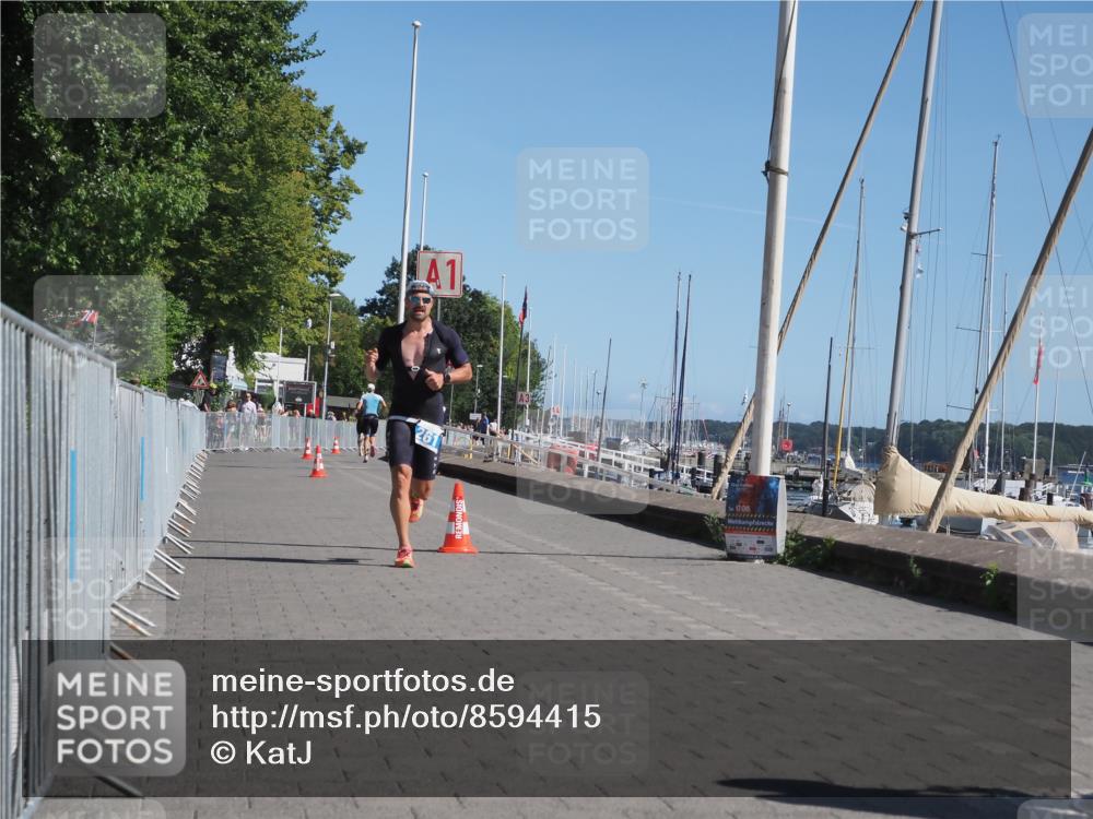 17.08.2025 - KN Förde Triathlon 2025 KatJ http://msf.ph/oto/8594415 17.08.2025 11:40:02 Laufen 261 meine-sportfotos.de
