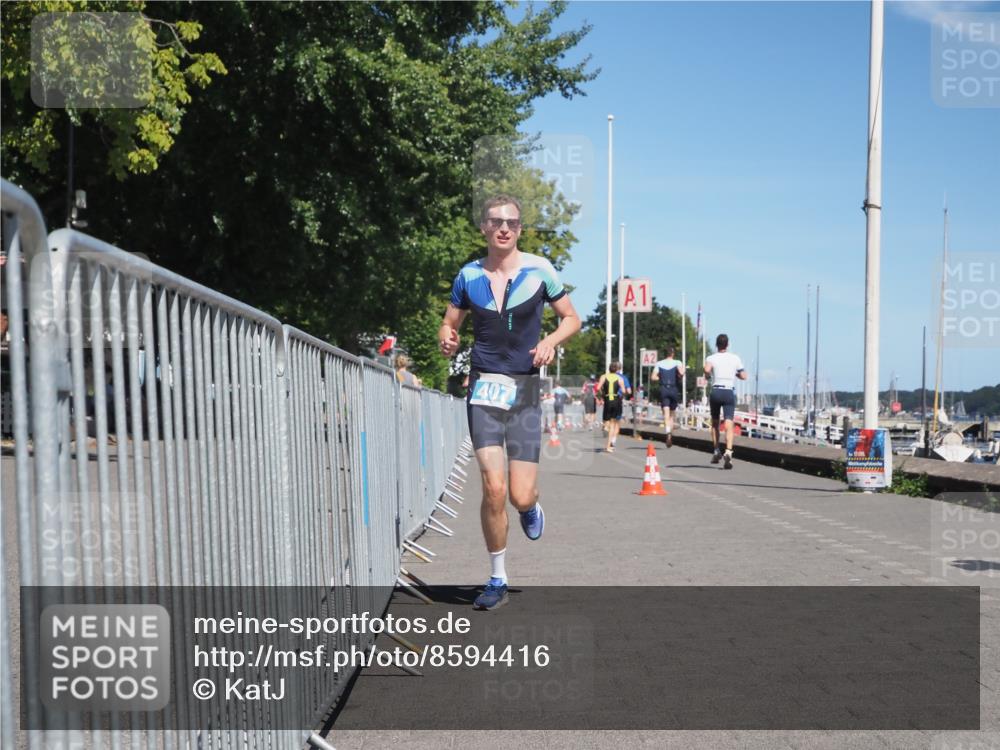 17.08.2025 - KN Förde Triathlon 2025 KatJ http://msf.ph/oto/8594416 17.08.2025 13:40:17 Laufen 407, 475 meine-sportfotos.de
