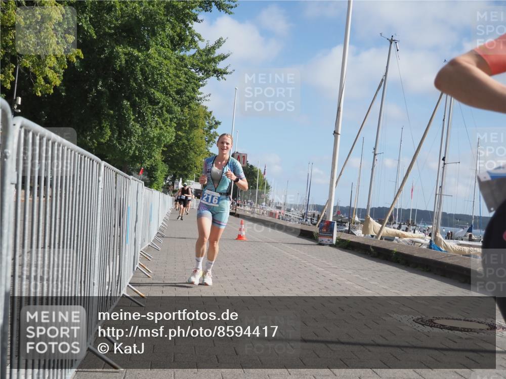 17.08.2025 - KN Förde Triathlon 2025 KatJ http://msf.ph/oto/8594417 17.08.2025 10:22:42 Laufen 141, 216, 225 meine-sportfotos.de