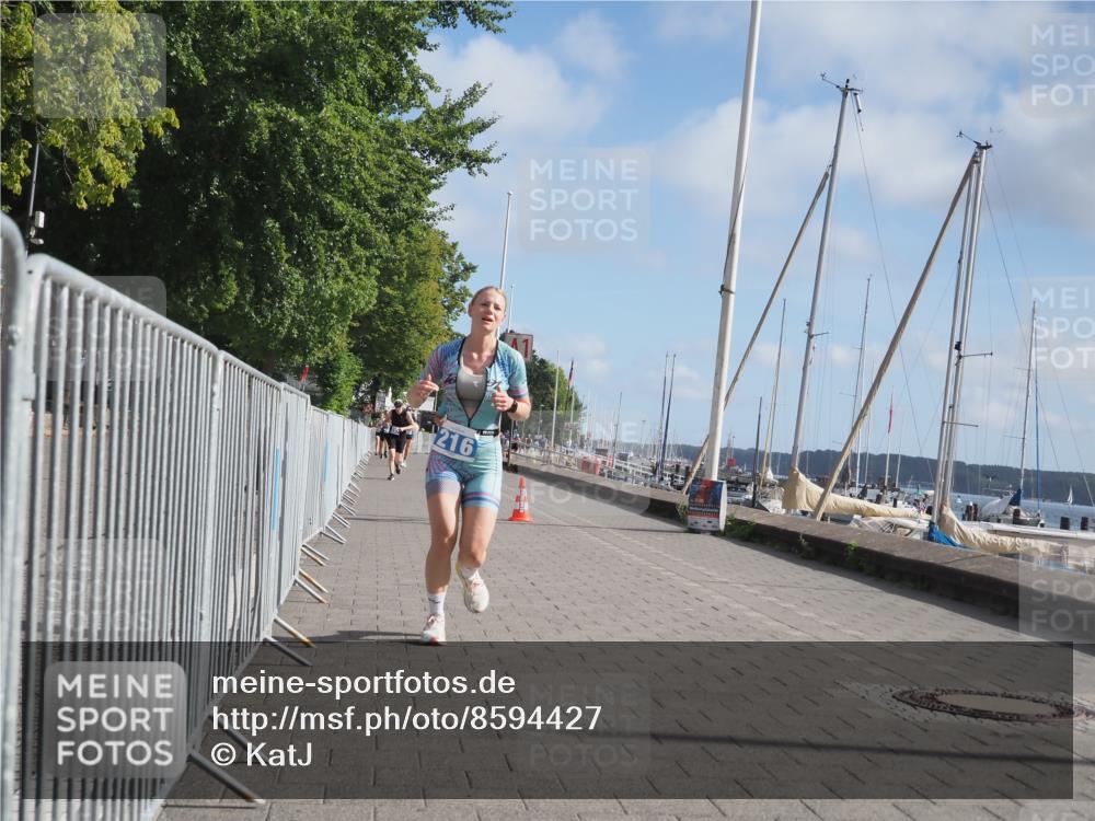17.08.2025 - KN Förde Triathlon 2025 KatJ http://msf.ph/oto/8594427 17.08.2025 10:22:42 Laufen 141, 216, 225 meine-sportfotos.de