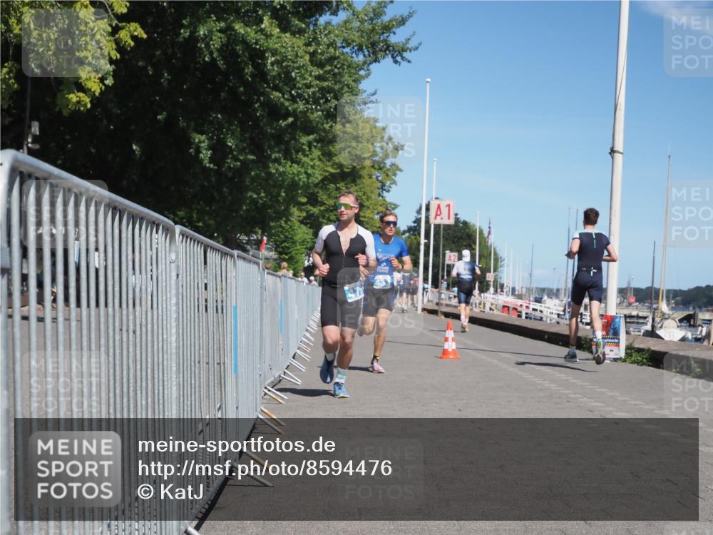 17.08.2025 - KN Förde Triathlon 2025 KatJ http://msf.ph/oto/8594476 17.08.2025 13:40:24 Laufen 433, 458, 475 meine-sportfotos.de