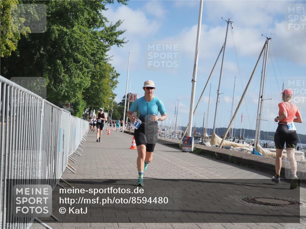 17.08.2025 - KN Förde Triathlon 2025 KatJ http://msf.ph/oto/8594480 17.08.2025 10:22:45 Laufen 141, 197, 216 meine-sportfotos.de
