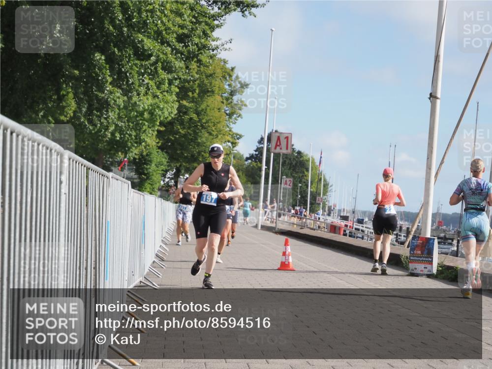 17.08.2025 - KN Förde Triathlon 2025 KatJ http://msf.ph/oto/8594516 17.08.2025 10:22:50 Laufen 107, 145, 197, 202 meine-sportfotos.de