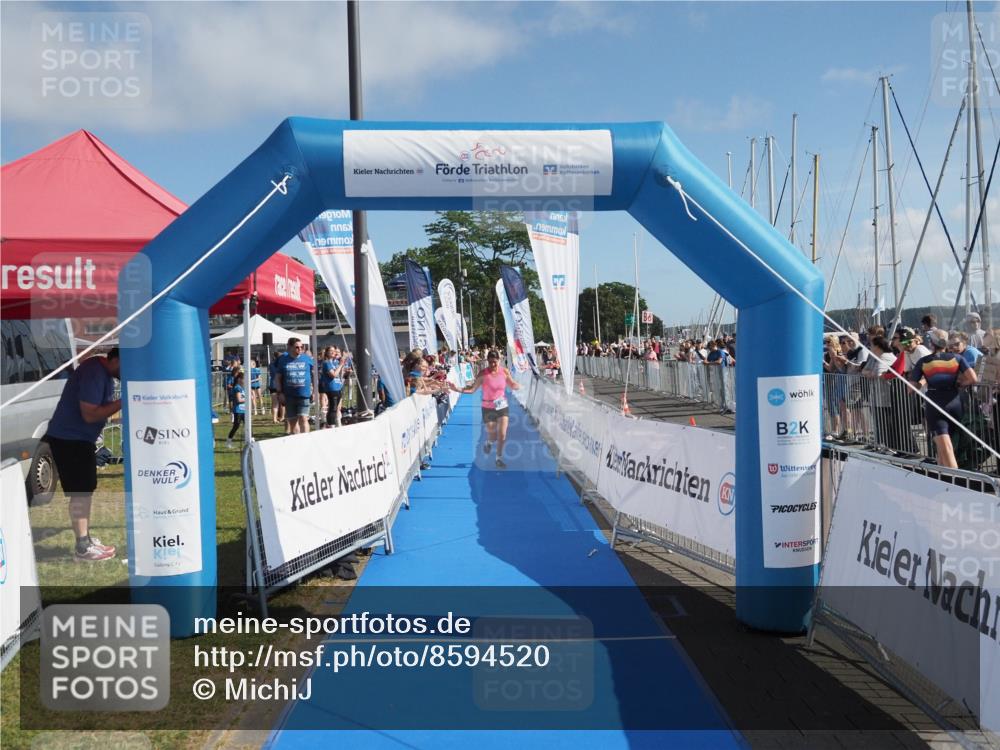 17.08.2025 - KN Förde Triathlon 2025 MichiJ http://msf.ph/oto/8594520 17.08.2025 10:38:28 Laufen 135 meine-sportfotos.de