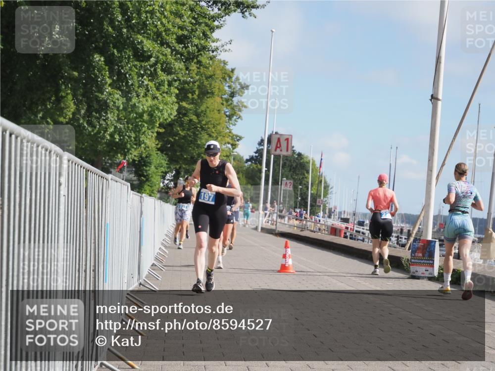 17.08.2025 - KN Förde Triathlon 2025 KatJ http://msf.ph/oto/8594527 17.08.2025 10:22:50 Laufen 107, 145, 197, 202 meine-sportfotos.de