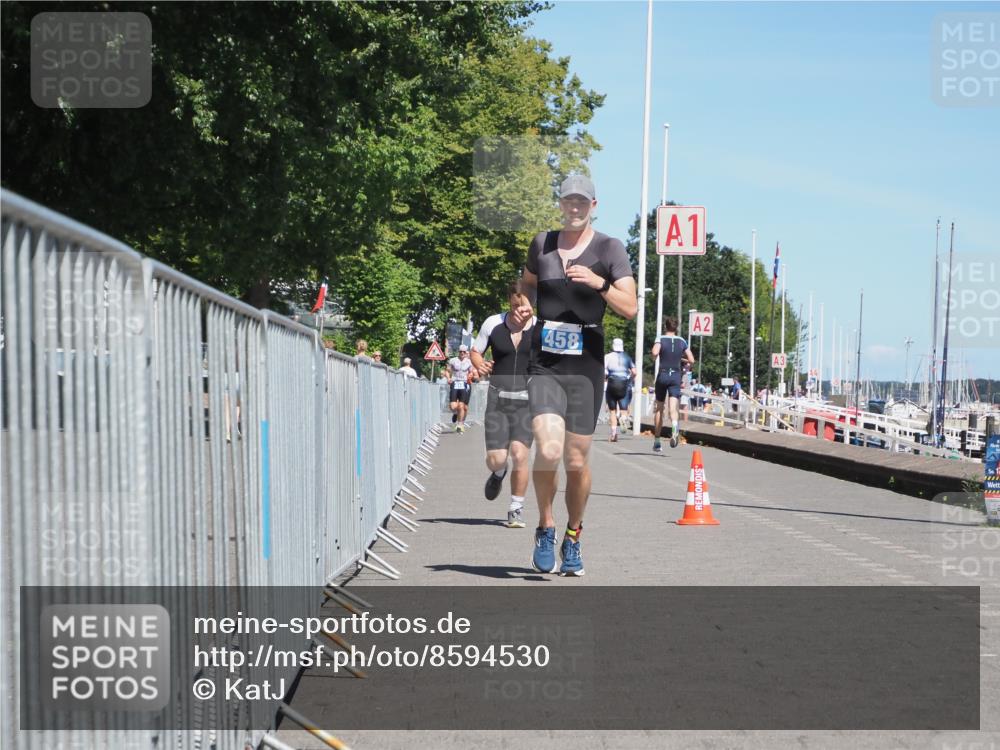 17.08.2025 - KN Förde Triathlon 2025 KatJ http://msf.ph/oto/8594530 17.08.2025 13:40:30 Laufen 357, 433, 458 meine-sportfotos.de