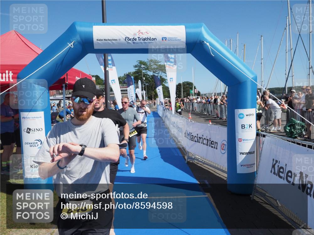 17.08.2025 - KN Förde Triathlon 2025 MichiJ http://msf.ph/oto/8594598 17.08.2025 12:03:23 Laufen 643 meine-sportfotos.de