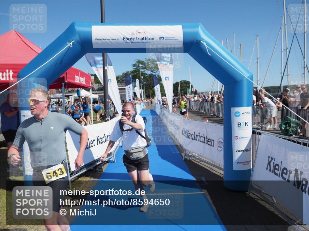 17.08.2025 - KN Förde Triathlon 2025 MichiJ http://msf.ph/oto/8594650 17.08.2025 12:03:24 Laufen 643 meine-sportfotos.de