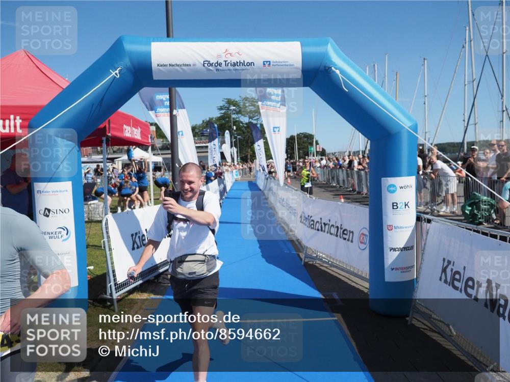 17.08.2025 - KN Förde Triathlon 2025 MichiJ http://msf.ph/oto/8594662 17.08.2025 12:03:25 Laufen 643 meine-sportfotos.de