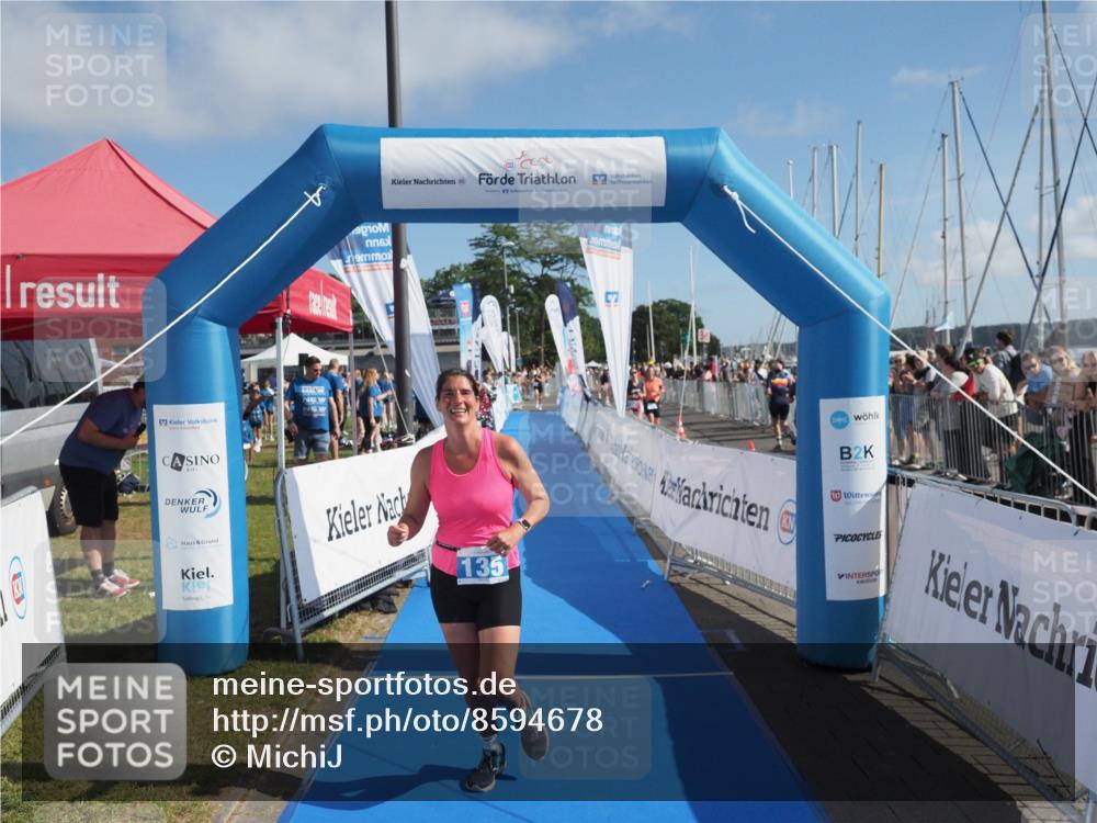 17.08.2025 - KN Förde Triathlon 2025 MichiJ http://msf.ph/oto/8594678 17.08.2025 10:38:32 Laufen 135 meine-sportfotos.de