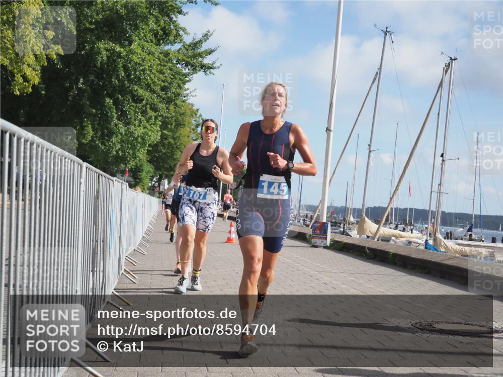 17.08.2025 - KN Förde Triathlon 2025 KatJ http://msf.ph/oto/8594704 17.08.2025 10:22:58 Laufen 107, 111, 118, 145, 202, 249 meine-sportfotos.de