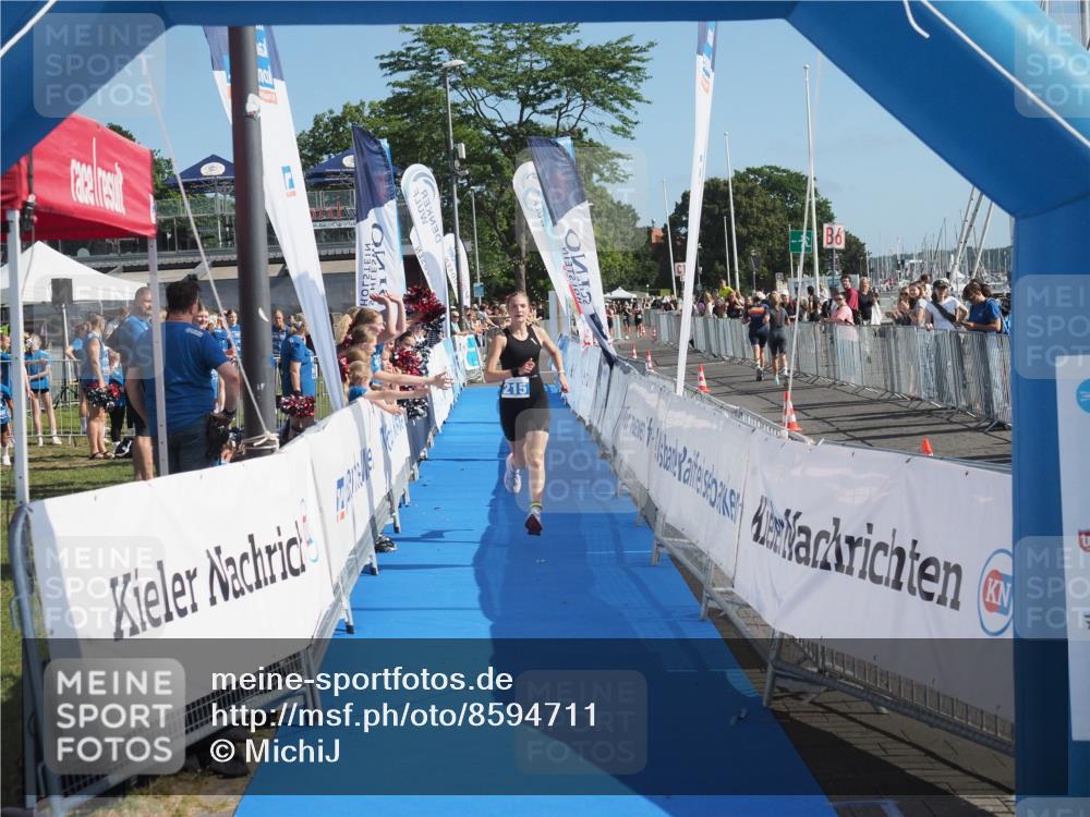 17.08.2025 - KN Förde Triathlon 2025 MichiJ http://msf.ph/oto/8594711 17.08.2025 10:38:40 Laufen 215 meine-sportfotos.de