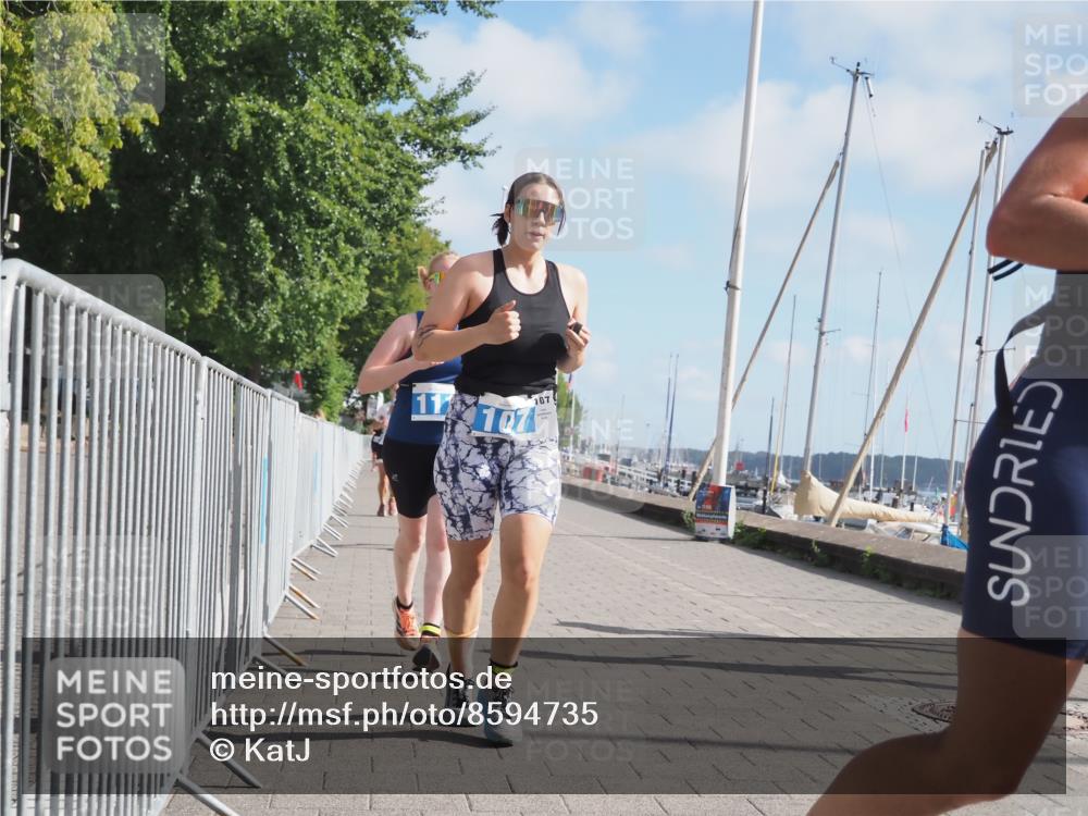 17.08.2025 - KN Förde Triathlon 2025 KatJ http://msf.ph/oto/8594735 17.08.2025 10:22:59 Laufen 107, 111, 118, 145, 249 meine-sportfotos.de