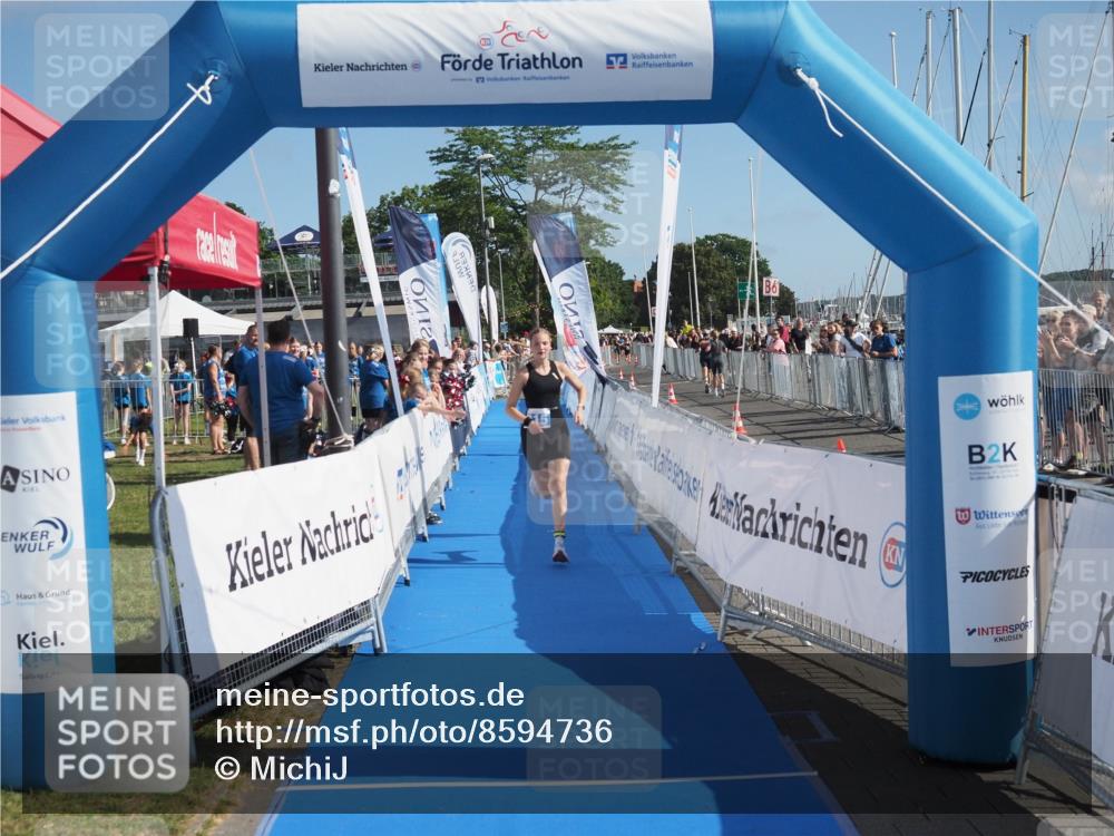 17.08.2025 - KN Förde Triathlon 2025 MichiJ http://msf.ph/oto/8594736 17.08.2025 10:38:40 Laufen 215 meine-sportfotos.de