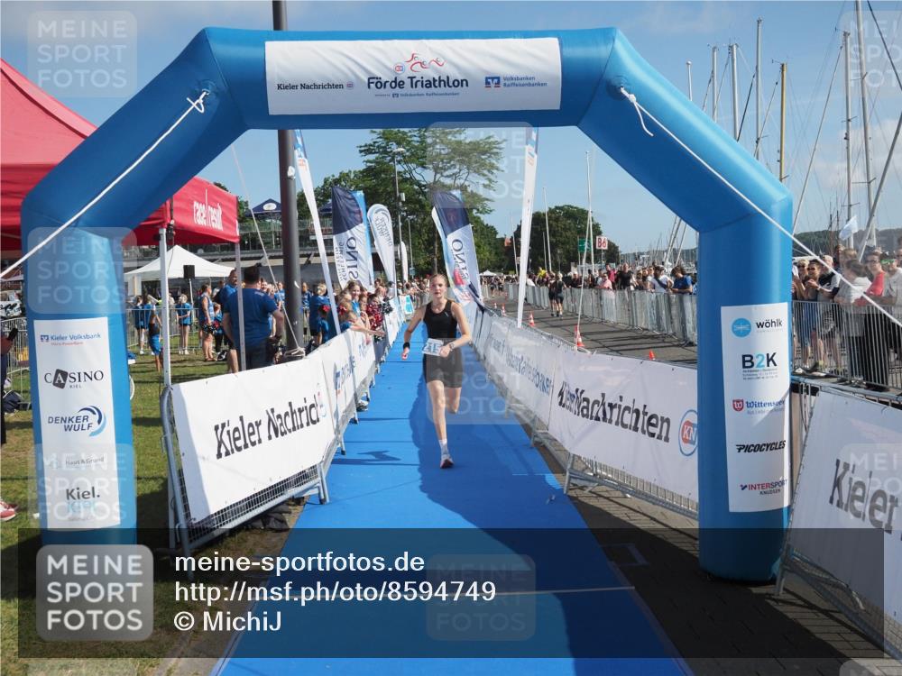 17.08.2025 - KN Förde Triathlon 2025 MichiJ http://msf.ph/oto/8594749 17.08.2025 10:38:41 Laufen 215 meine-sportfotos.de