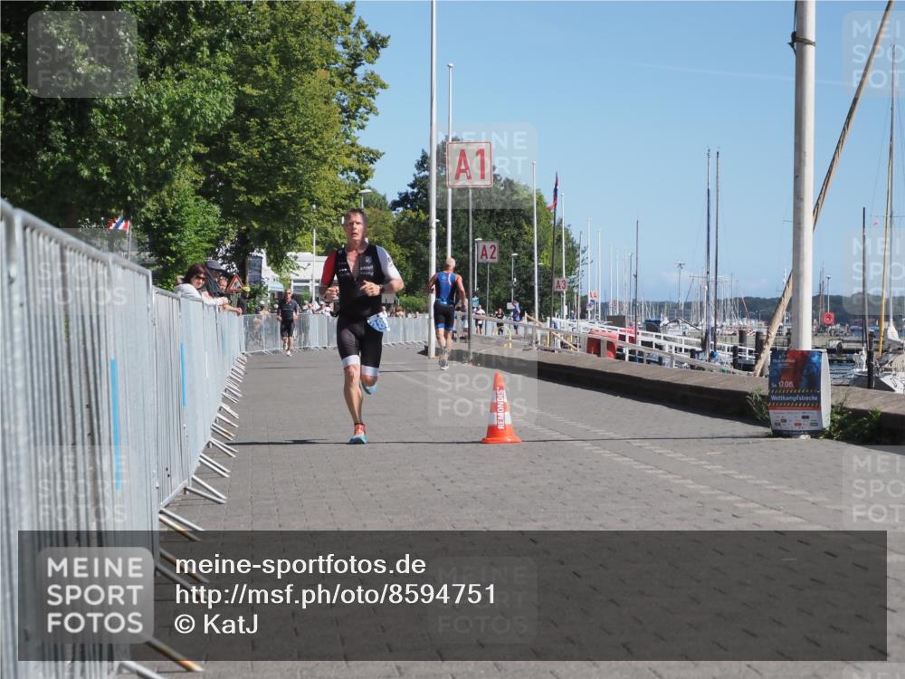 17.08.2025 - KN Förde Triathlon 2025 KatJ http://msf.ph/oto/8594751 17.08.2025 11:41:47 Laufen 389 meine-sportfotos.de