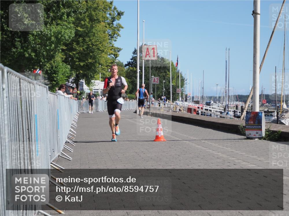 17.08.2025 - KN Förde Triathlon 2025 KatJ http://msf.ph/oto/8594757 17.08.2025 11:41:47 Laufen 389 meine-sportfotos.de