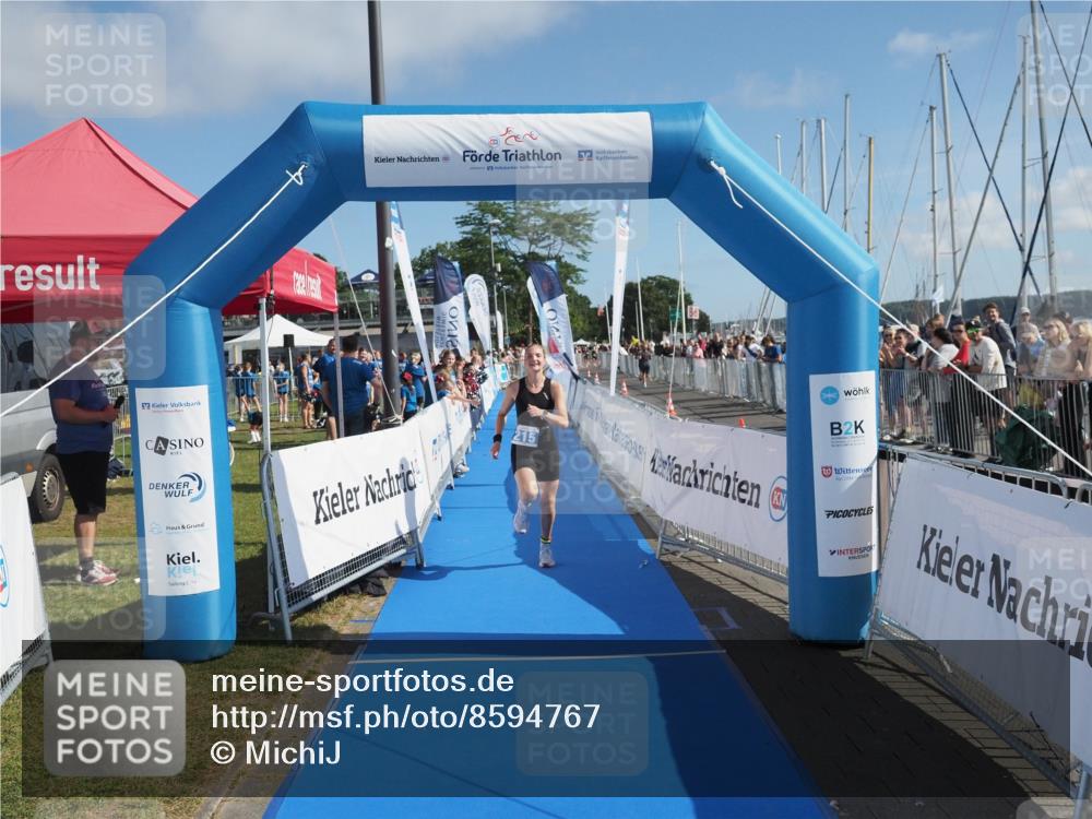 17.08.2025 - KN Förde Triathlon 2025 MichiJ http://msf.ph/oto/8594767 17.08.2025 10:38:41 Laufen 215 meine-sportfotos.de