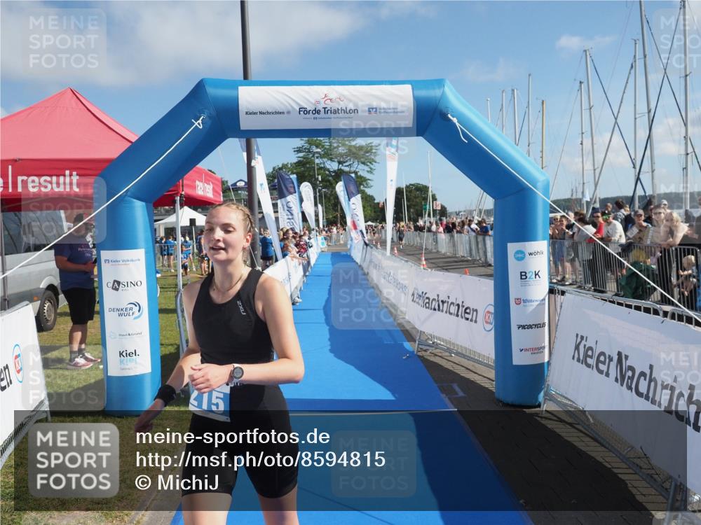 17.08.2025 - KN Förde Triathlon 2025 MichiJ http://msf.ph/oto/8594815 17.08.2025 10:38:43 Laufen 215 meine-sportfotos.de