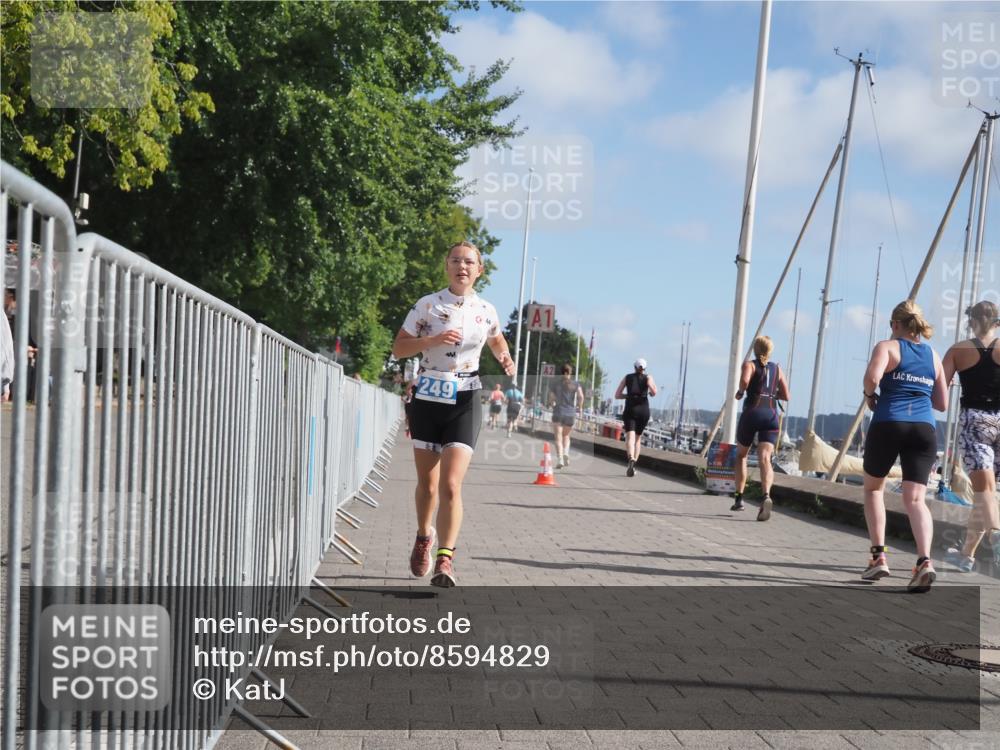 17.08.2025 - KN Förde Triathlon 2025 KatJ http://msf.ph/oto/8594829 17.08.2025 10:23:04 Laufen 118, 249 meine-sportfotos.de