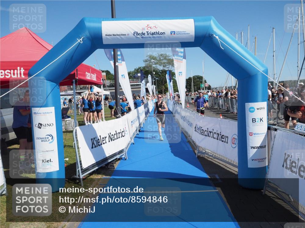 17.08.2025 - KN Förde Triathlon 2025 MichiJ http://msf.ph/oto/8594846 17.08.2025 12:03:36 Laufen 296 meine-sportfotos.de
