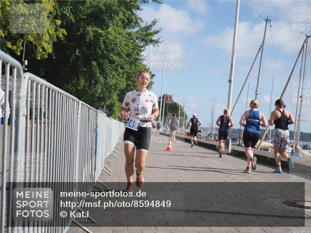 17.08.2025 - KN Förde Triathlon 2025 KatJ http://msf.ph/oto/8594849 17.08.2025 10:23:05 Laufen 118, 249 meine-sportfotos.de