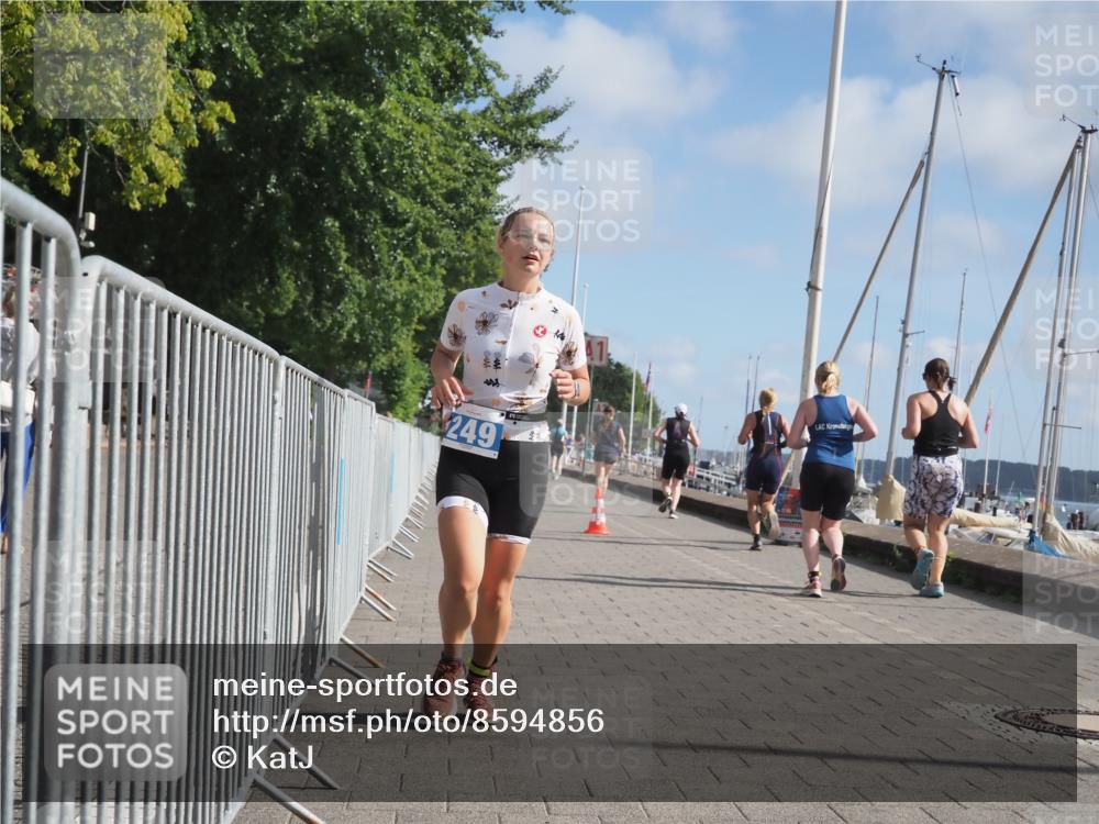 17.08.2025 - KN Förde Triathlon 2025 KatJ http://msf.ph/oto/8594856 17.08.2025 10:23:05 Laufen 118, 249 meine-sportfotos.de