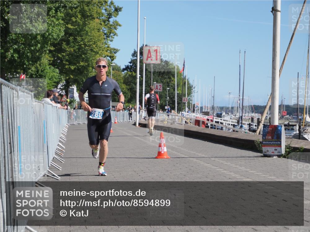 17.08.2025 - KN Förde Triathlon 2025 KatJ http://msf.ph/oto/8594899 17.08.2025 11:42:04 Laufen 280 meine-sportfotos.de