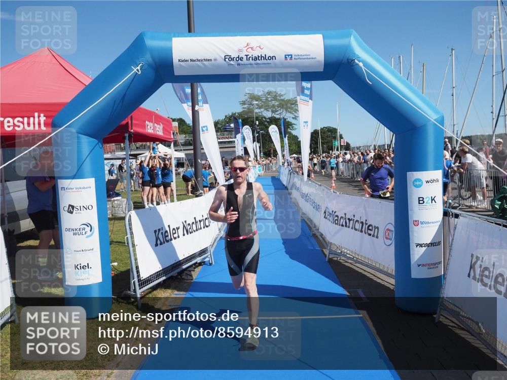 17.08.2025 - KN Förde Triathlon 2025 MichiJ http://msf.ph/oto/8594913 17.08.2025 12:03:37 Laufen 296 meine-sportfotos.de