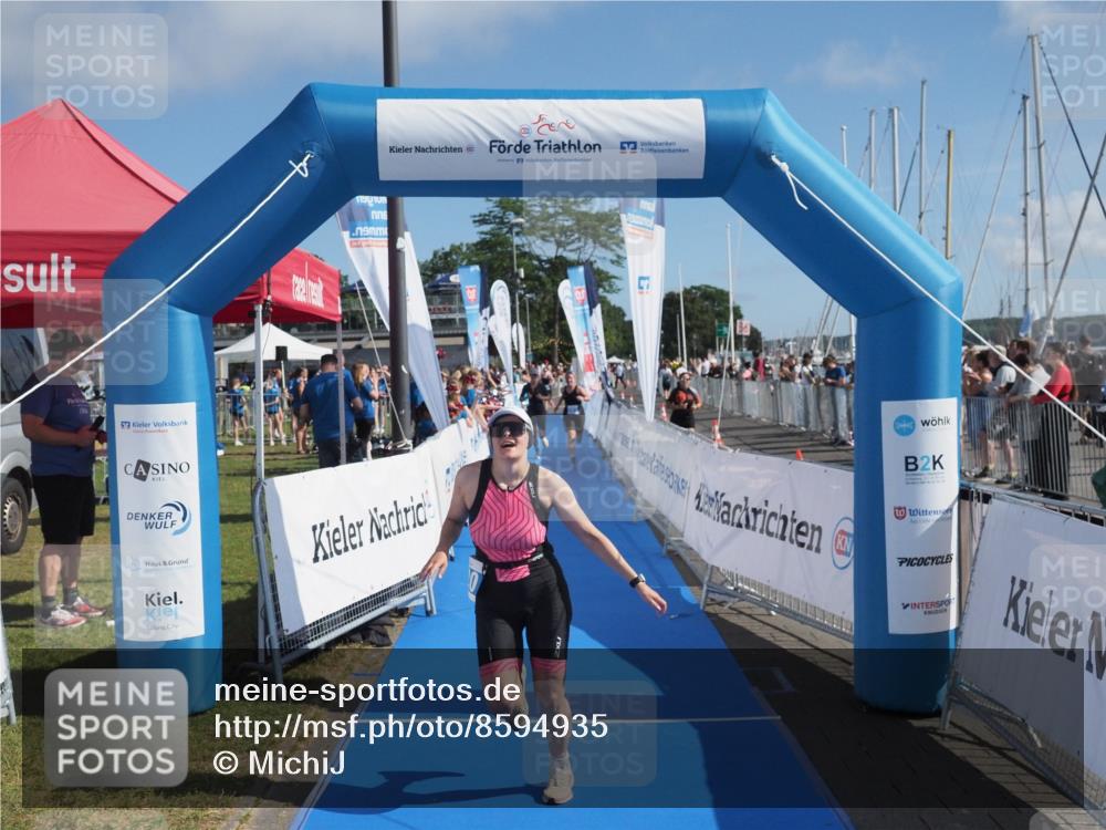 17.08.2025 - KN Förde Triathlon 2025 MichiJ http://msf.ph/oto/8594935 17.08.2025 10:39:03 Laufen 120, 223, 254 meine-sportfotos.de