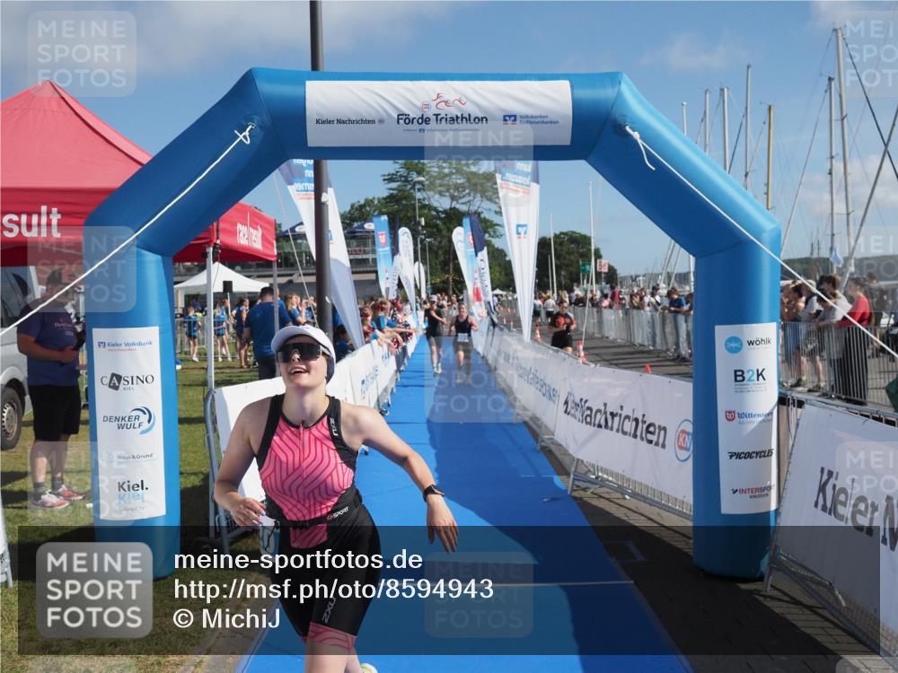 17.08.2025 - KN Förde Triathlon 2025 MichiJ http://msf.ph/oto/8594943 17.08.2025 10:39:03 Laufen 120, 223, 254 meine-sportfotos.de