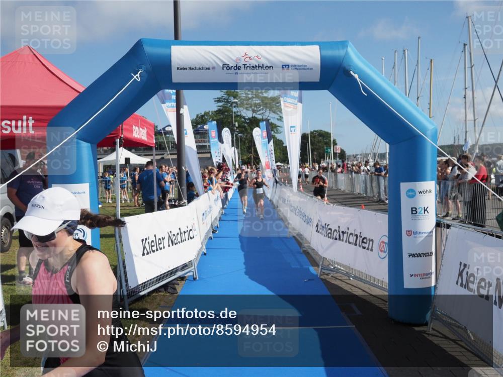 17.08.2025 - KN Förde Triathlon 2025 MichiJ http://msf.ph/oto/8594954 17.08.2025 10:39:04 Laufen 120, 223, 254 meine-sportfotos.de