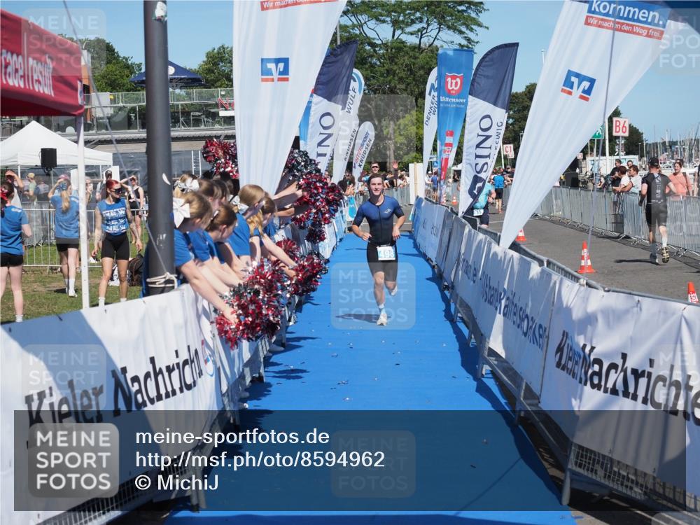 17.08.2025 - KN Förde Triathlon 2025 MichiJ http://msf.ph/oto/8594962 17.08.2025 13:56:13 Laufen 498 meine-sportfotos.de