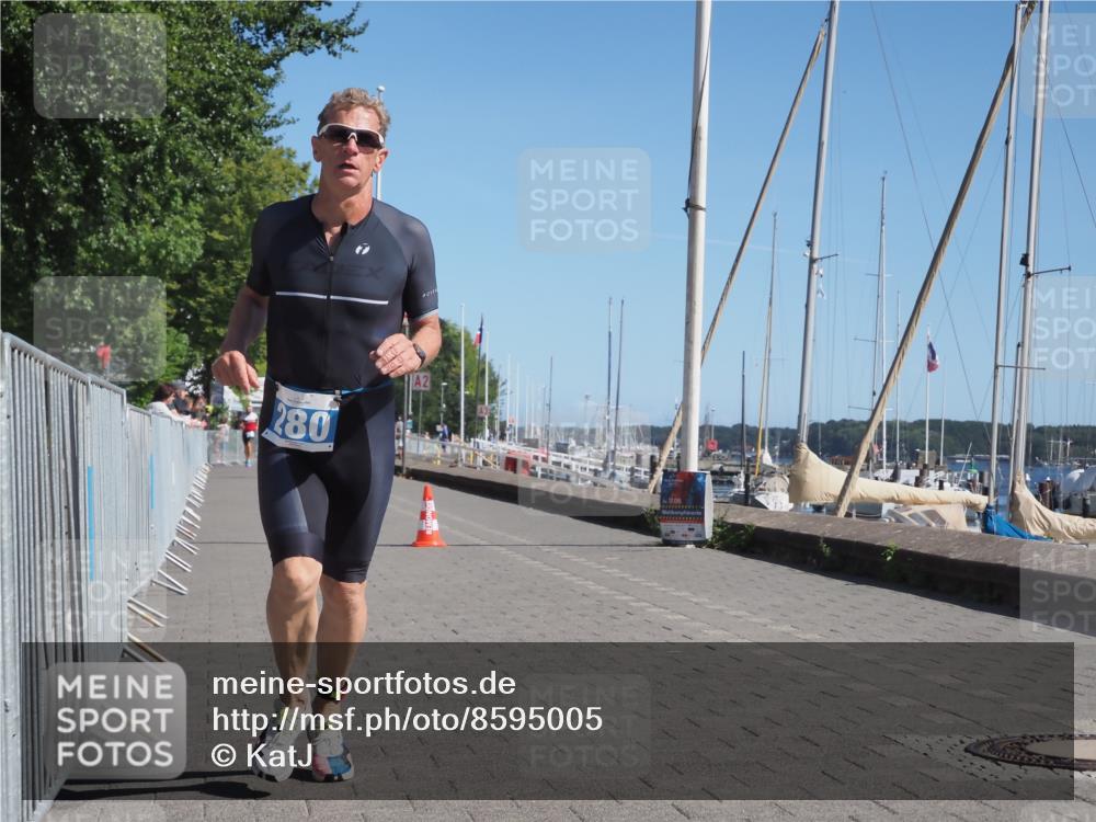 17.08.2025 - KN Förde Triathlon 2025 KatJ http://msf.ph/oto/8595005 17.08.2025 11:42:07 Laufen 280 meine-sportfotos.de