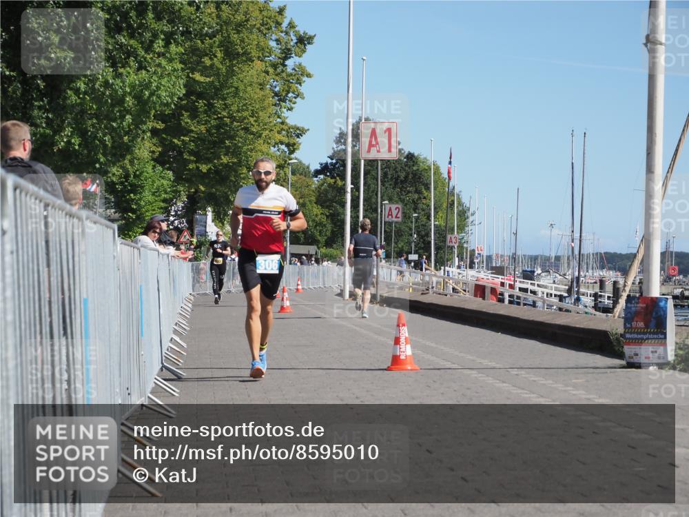 17.08.2025 - KN Förde Triathlon 2025 KatJ http://msf.ph/oto/8595010 17.08.2025 11:42:22 Laufen 306 meine-sportfotos.de