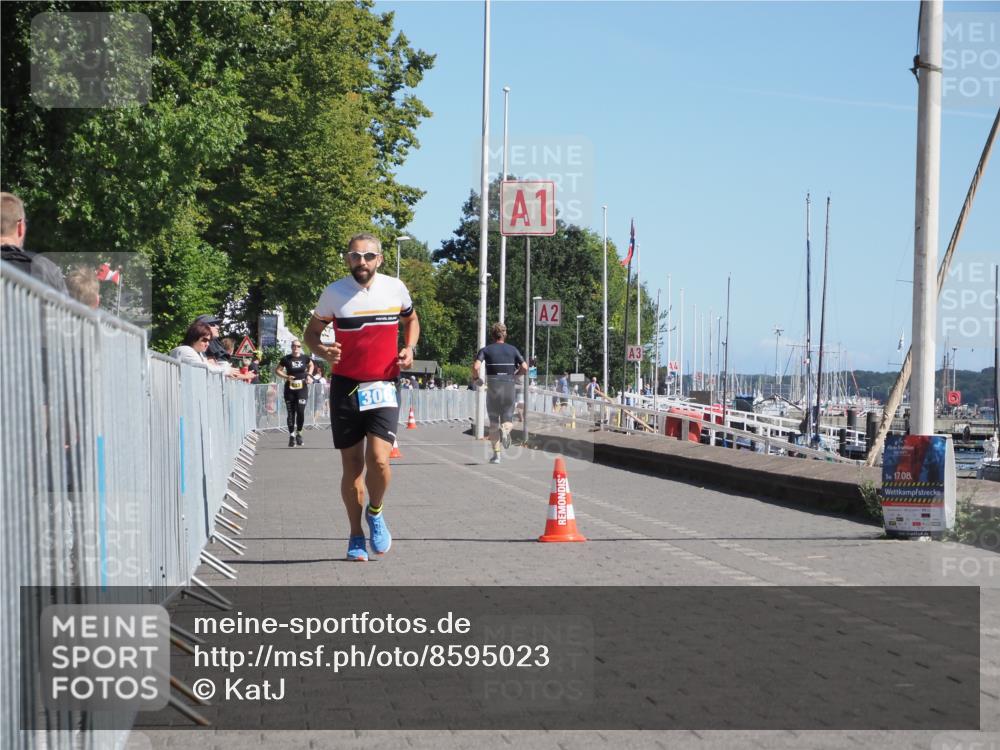 17.08.2025 - KN Förde Triathlon 2025 KatJ http://msf.ph/oto/8595023 17.08.2025 11:42:22 Laufen 306 meine-sportfotos.de