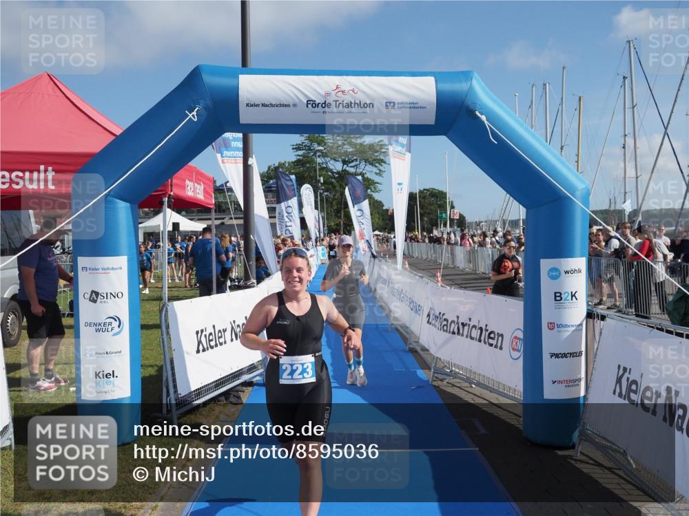 17.08.2025 - KN Förde Triathlon 2025 MichiJ http://msf.ph/oto/8595036 17.08.2025 10:39:07 Laufen 120, 223, 254 meine-sportfotos.de