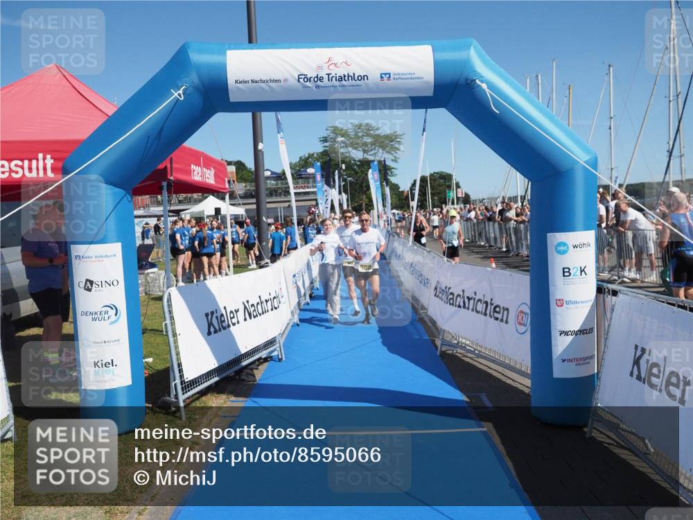 17.08.2025 - KN Förde Triathlon 2025 MichiJ http://msf.ph/oto/8595066 17.08.2025 12:03:58 Laufen 608 meine-sportfotos.de