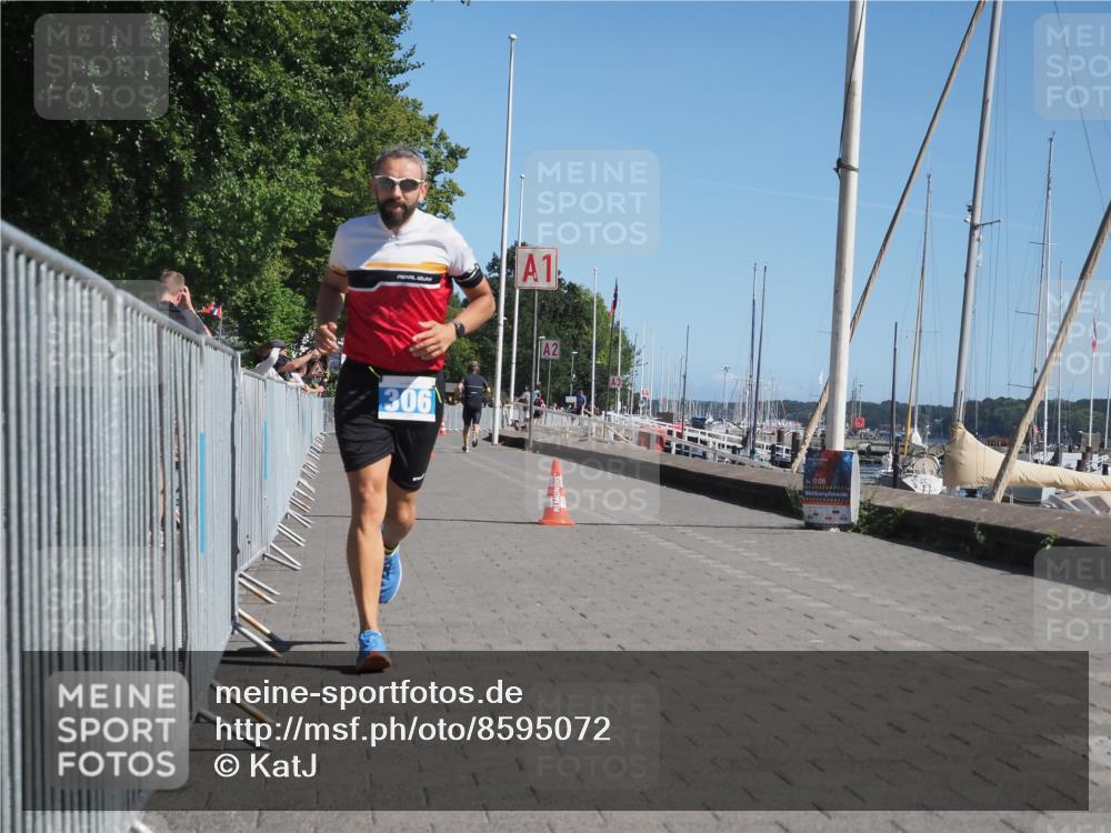 17.08.2025 - KN Förde Triathlon 2025 KatJ http://msf.ph/oto/8595072 17.08.2025 11:42:25 Laufen 306 meine-sportfotos.de