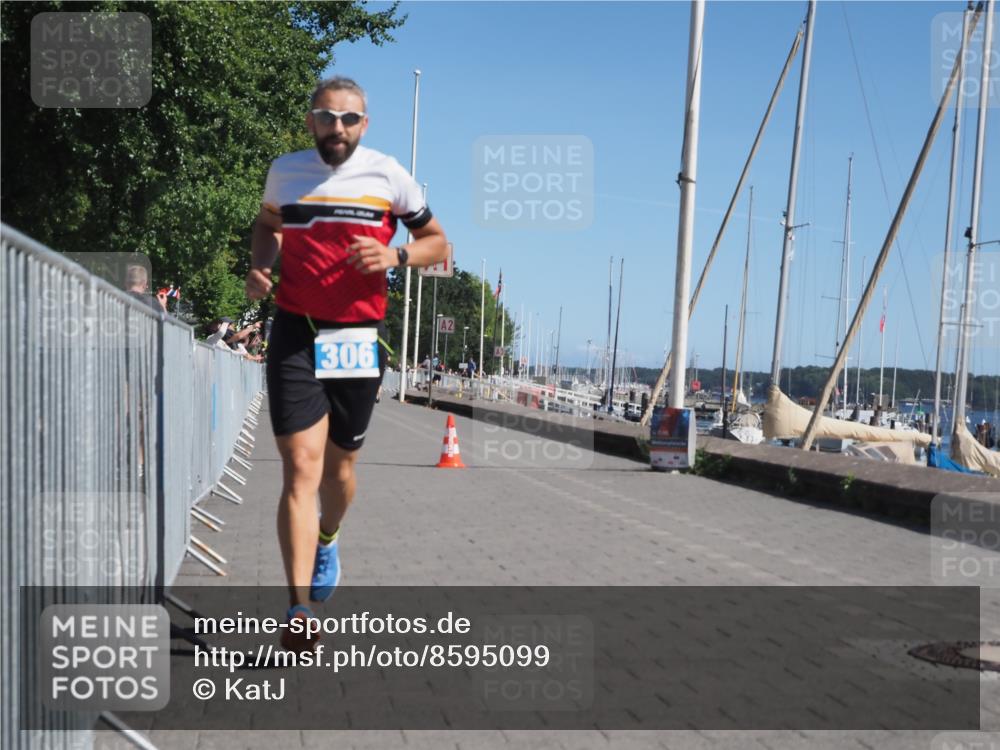 17.08.2025 - KN Förde Triathlon 2025 KatJ http://msf.ph/oto/8595099 17.08.2025 11:42:25 Laufen 306 meine-sportfotos.de