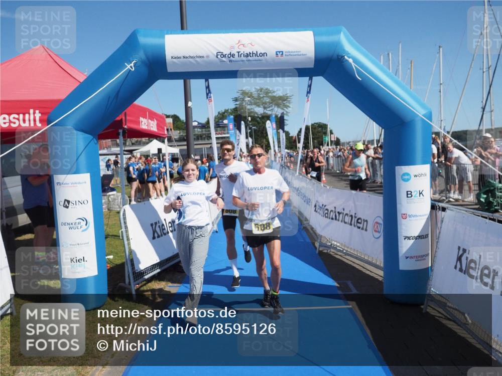 17.08.2025 - KN Förde Triathlon 2025 MichiJ http://msf.ph/oto/8595126 17.08.2025 12:03:59 Laufen 307, 608 meine-sportfotos.de