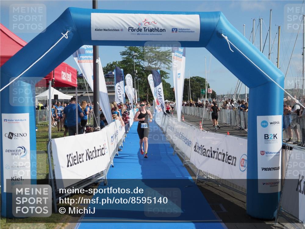 17.08.2025 - KN Förde Triathlon 2025 MichiJ http://msf.ph/oto/8595140 17.08.2025 10:39:13 Laufen 221, 254 meine-sportfotos.de