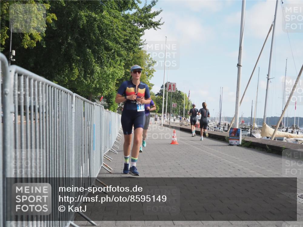 17.08.2025 - KN Förde Triathlon 2025 KatJ http://msf.ph/oto/8595149 17.08.2025 10:23:54 Laufen 138, 181 meine-sportfotos.de
