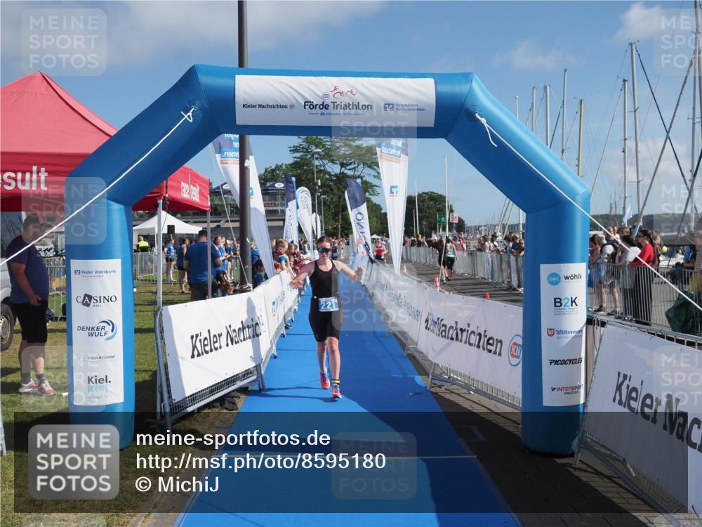 17.08.2025 - KN Förde Triathlon 2025 MichiJ http://msf.ph/oto/8595180 17.08.2025 10:39:15 Laufen 221 meine-sportfotos.de
