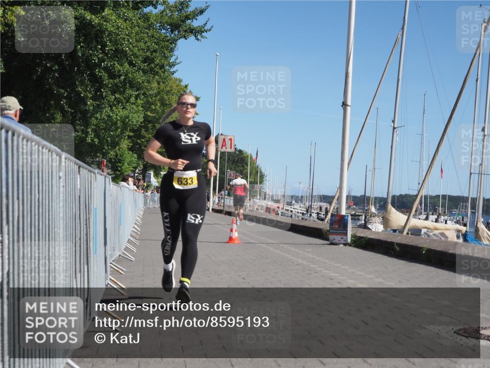 17.08.2025 - KN Förde Triathlon 2025 KatJ http://msf.ph/oto/8595193 17.08.2025 11:42:38 Laufen 633 meine-sportfotos.de