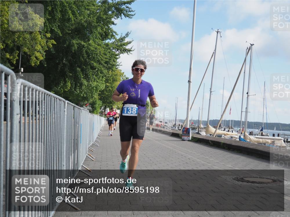 17.08.2025 - KN Förde Triathlon 2025 KatJ http://msf.ph/oto/8595198 17.08.2025 10:23:58 Laufen 137, 138, 181, 215 meine-sportfotos.de