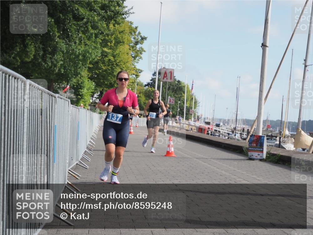 17.08.2025 - KN Förde Triathlon 2025 KatJ http://msf.ph/oto/8595248 17.08.2025 10:24:02 Laufen 137, 215, 246 meine-sportfotos.de