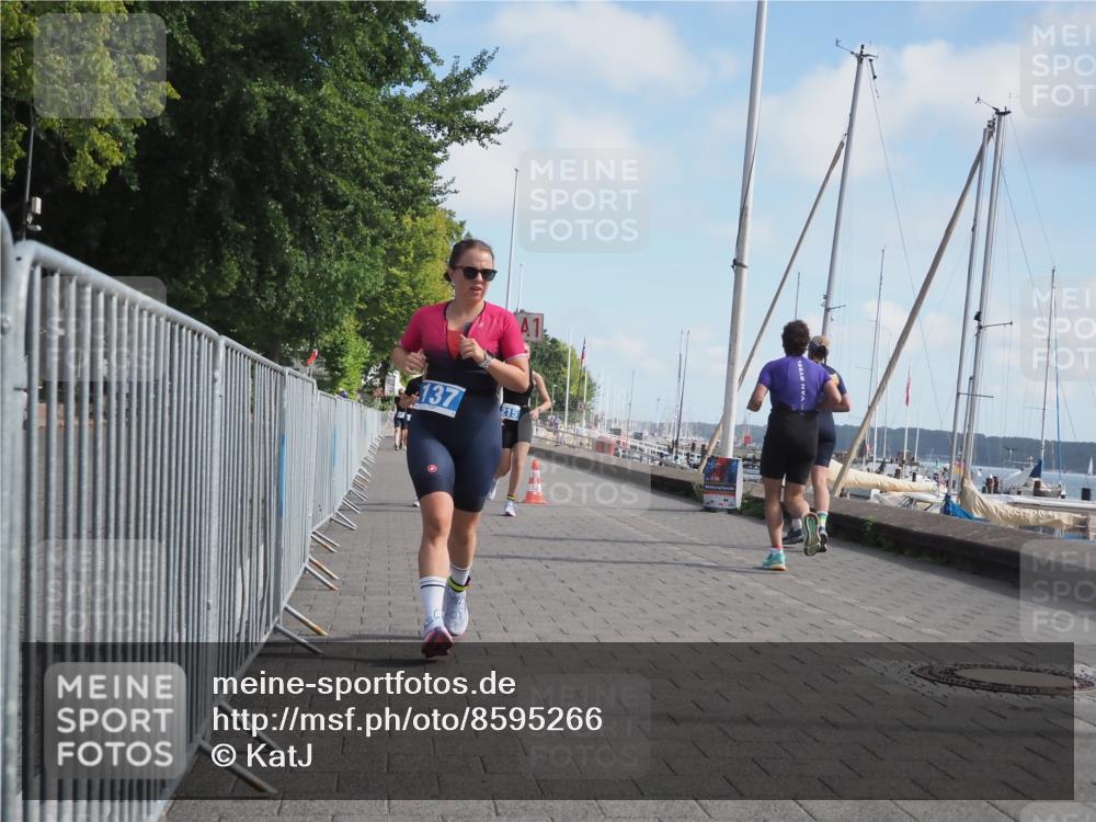 17.08.2025 - KN Förde Triathlon 2025 KatJ http://msf.ph/oto/8595266 17.08.2025 10:24:03 Laufen 137, 215, 246 meine-sportfotos.de
